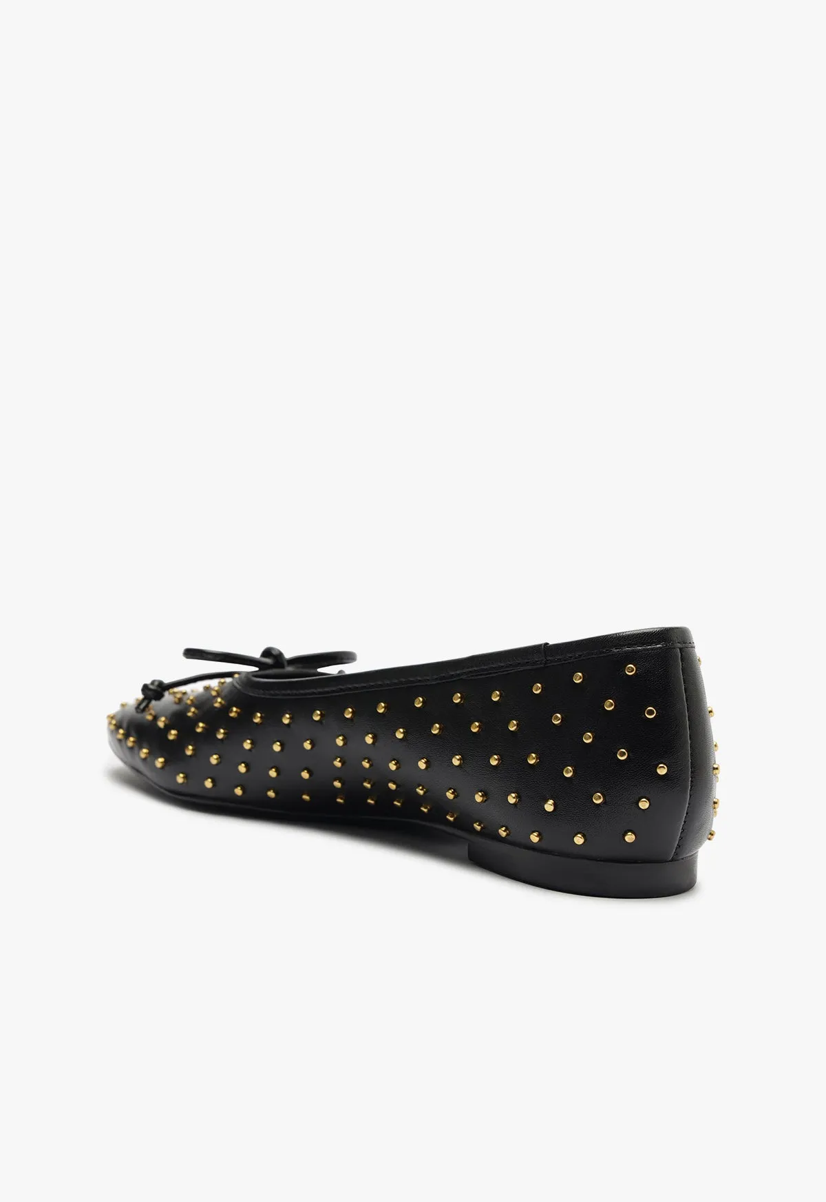 Arissa Studs Flat