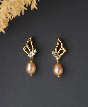 Elegant Stone Studded Pearl Earring