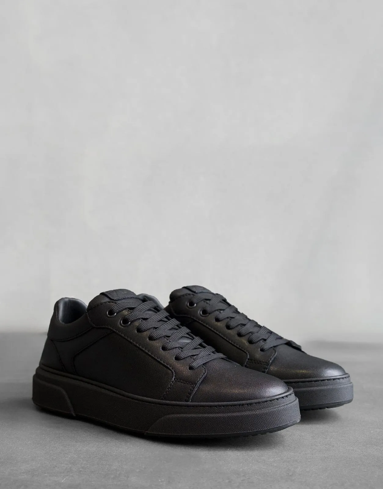 Fade Iconic II Black Sneaker