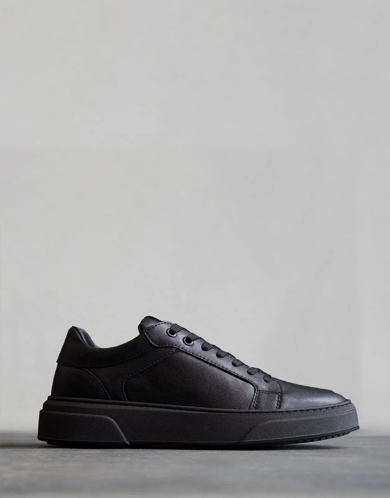 Fade Iconic II Black Sneaker