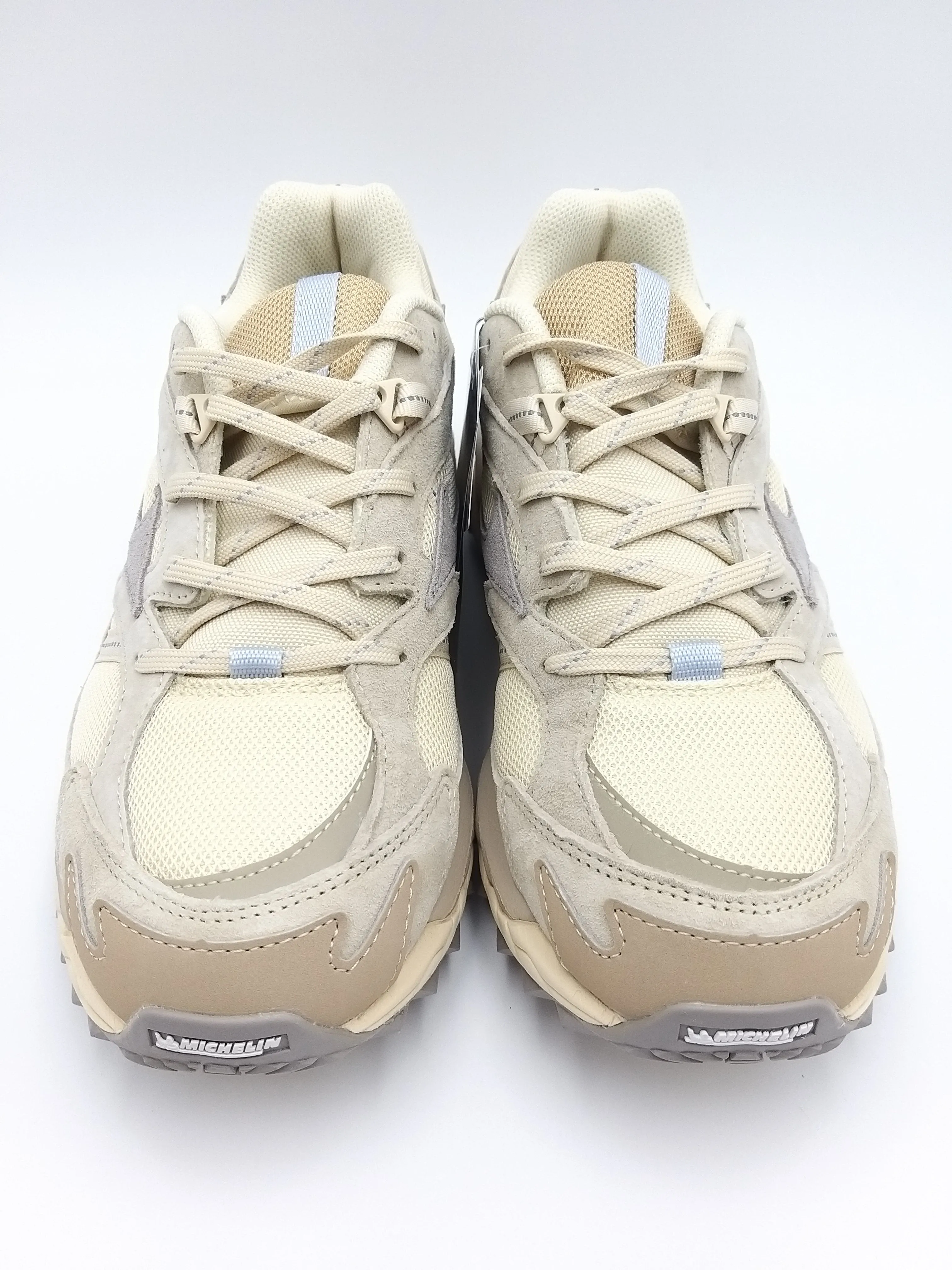 Mizuno Sneakers