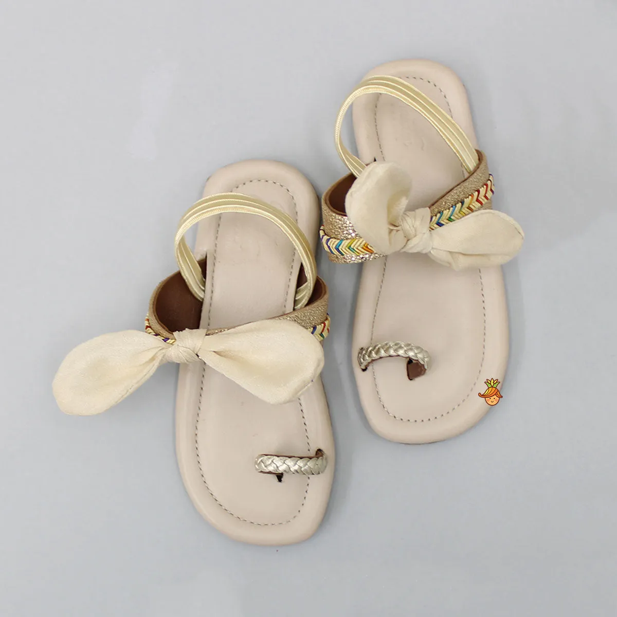 Off White Bow With Braided Toe Ring Beige Base Kolhapuri Flats