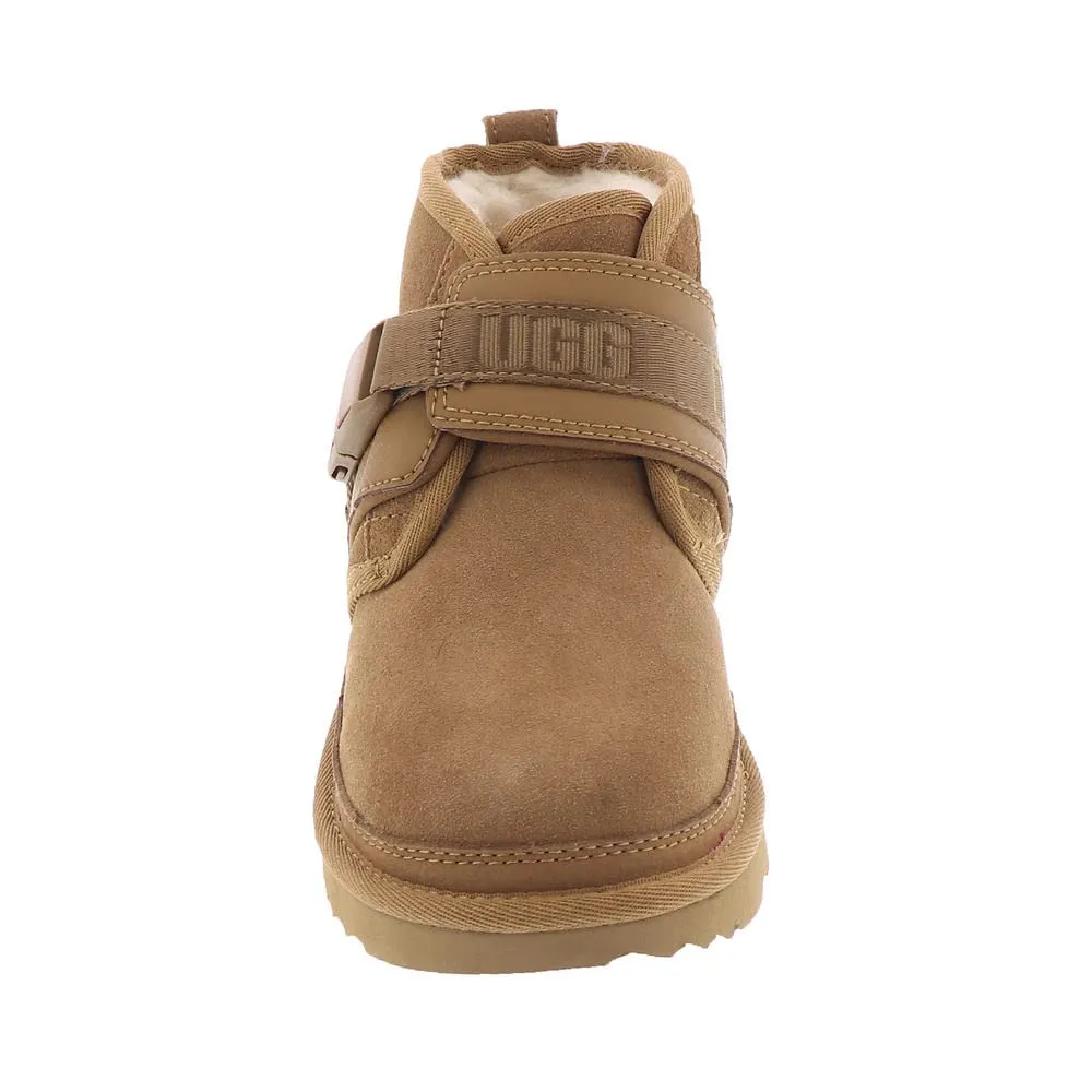 UGG Unisex-Child Neumel Snapback Boot, Chestnut